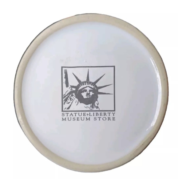 Statue of Liberty Museum Store New York Ceramic Coffee Mug Watercolors Purple - Picture 7 of 8